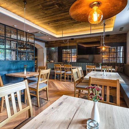Brueckenwirt Otel Hallein Dış mekan fotoğraf