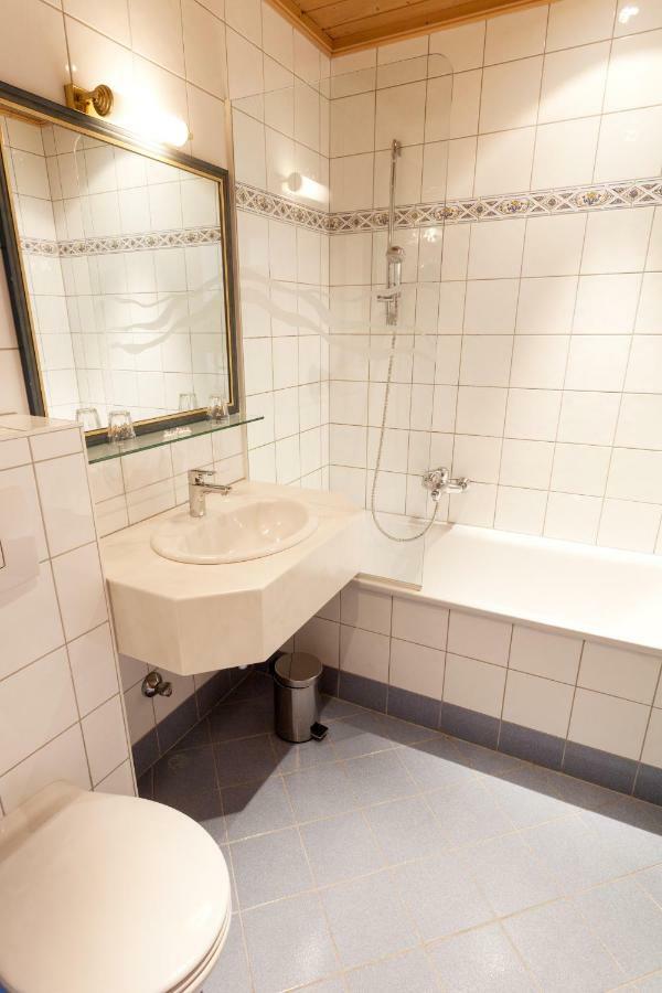 Brueckenwirt Otel Hallein Dış mekan fotoğraf