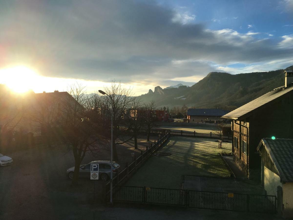 Brueckenwirt Otel Hallein Dış mekan fotoğraf