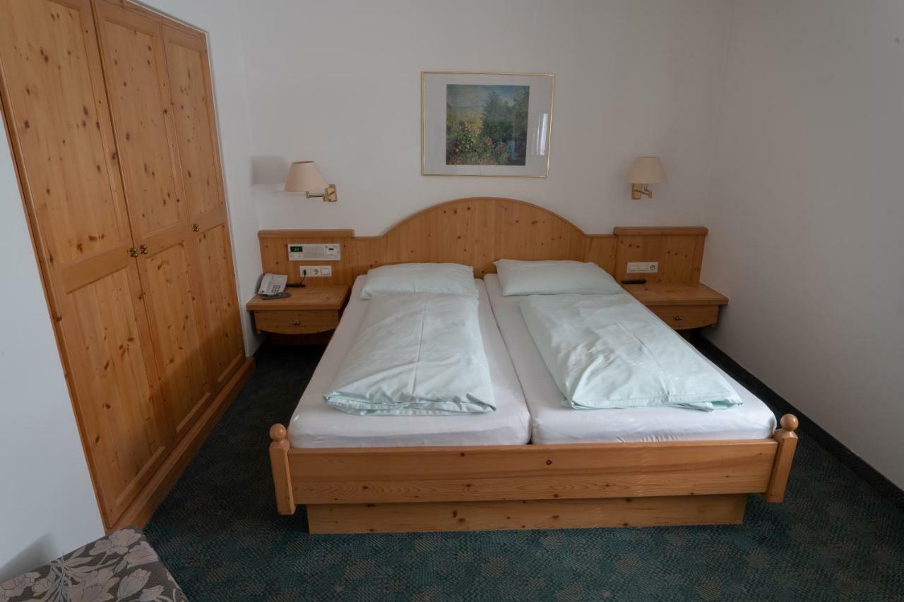 Brueckenwirt Otel Hallein Dış mekan fotoğraf